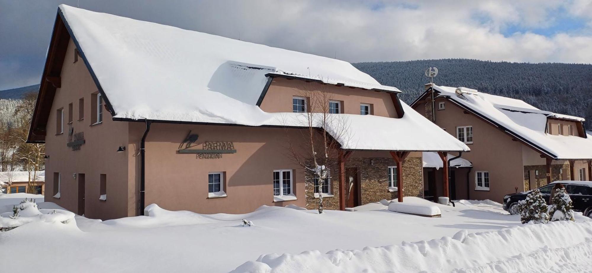 Penzion Parma ออสตรูชนา ภายนอก รูปภาพ